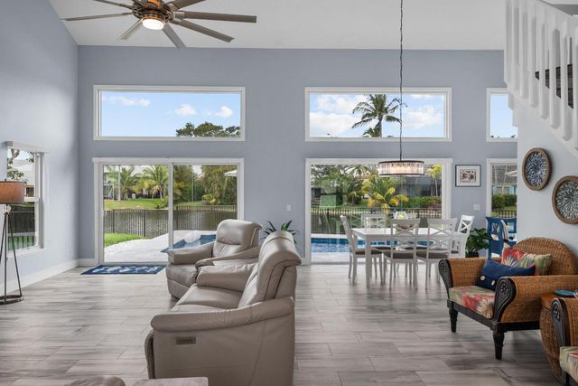 9029 SE Breeze Way, Hobe Sound, FL 33455