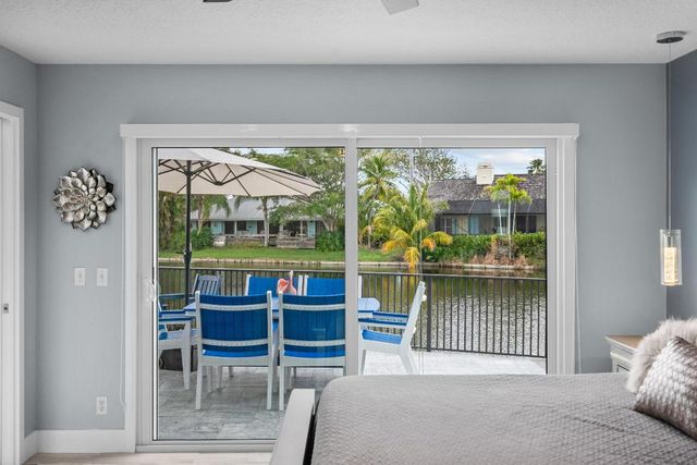 9029 SE Breeze Way, Hobe Sound, FL 33455