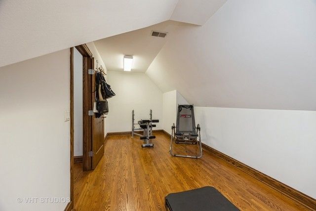 6100 Timber Ridge Court, Indian Head Park, IL 60525