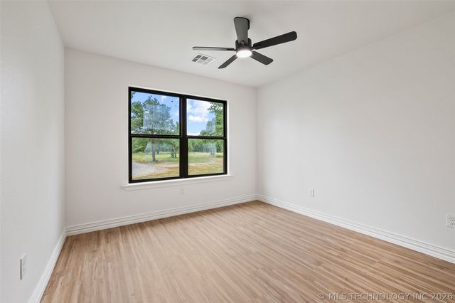 6915 Sims Road, Colbert, OK 74733