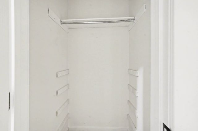 512 Aspen Dr, Clarksville, TN 37042