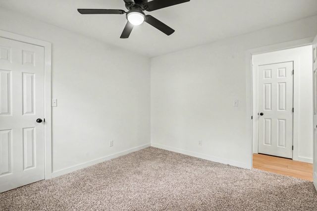 512 Aspen Dr, Clarksville, TN 37042