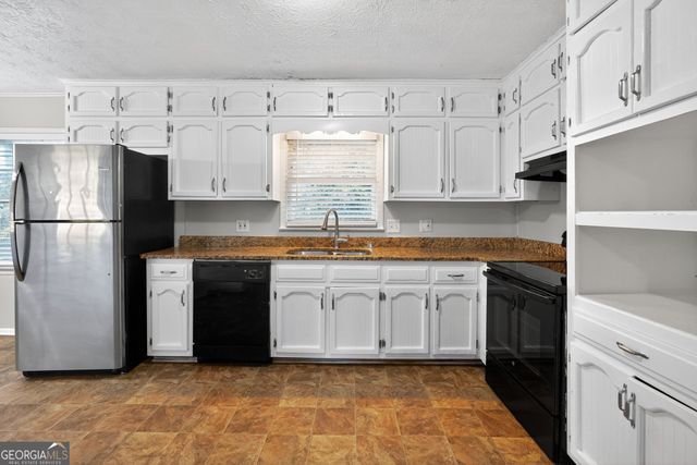 3132 Robindale Road, Decatur, GA 30034