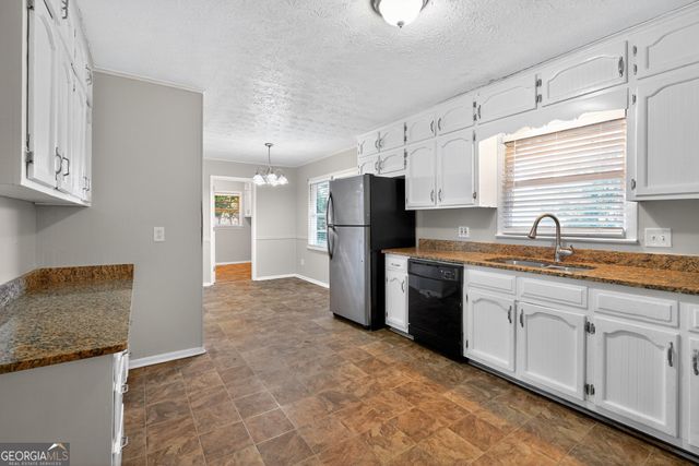 3132 Robindale Road, Decatur, GA 30034