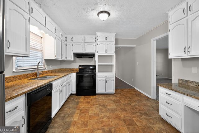 3132 Robindale Road, Decatur, GA 30034