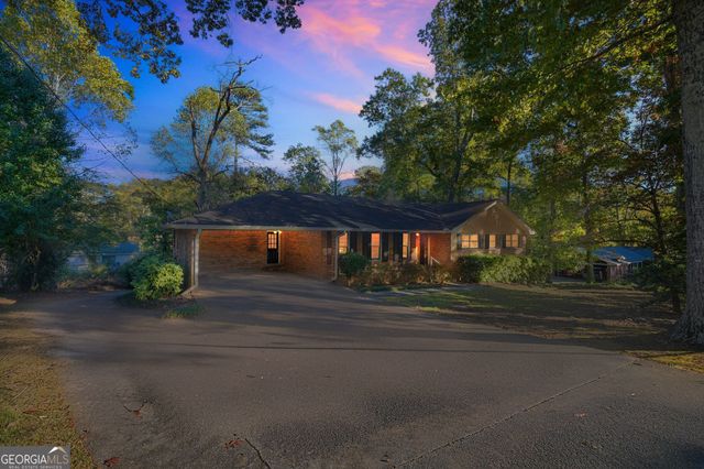 3132 Robindale Road, Decatur, GA 30034