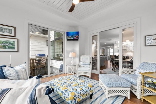 7070 Highland Court, Eden Prairie, MN 55346