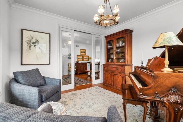 7070 Highland Court, Eden Prairie, MN 55346