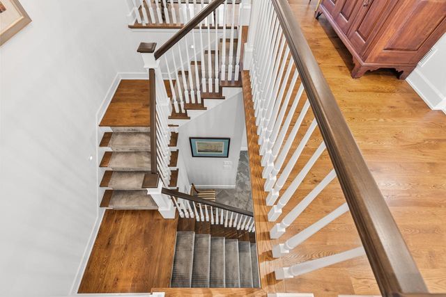 7070 Highland Court, Eden Prairie, MN 55346