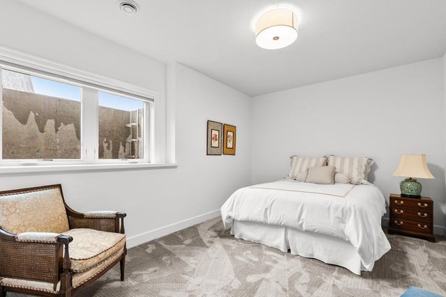 7070 Highland Court, Eden Prairie, MN 55346