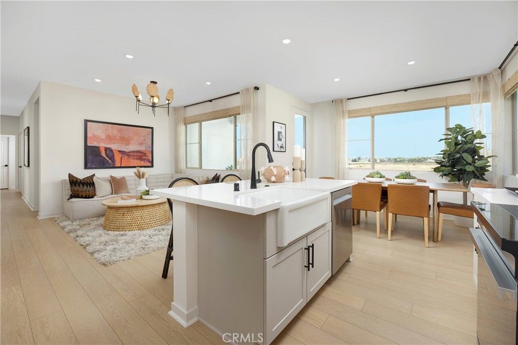 Image 5 of property listing at 3242 South Agate Paseo, Ontario, CA 91761