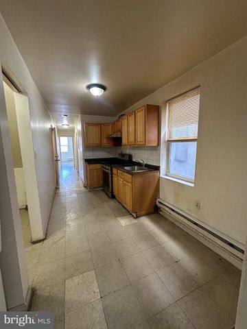 2305 S 7TH ST, Philadelphia, PA 19148