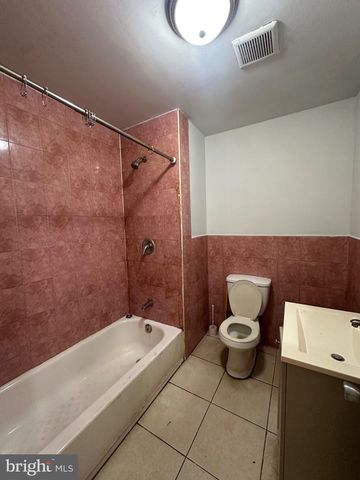 2305 S 7TH ST, Philadelphia, PA 19148
