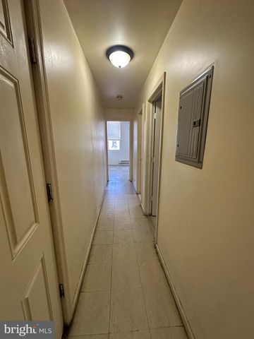 2305 S 7TH ST, Philadelphia, PA 19148