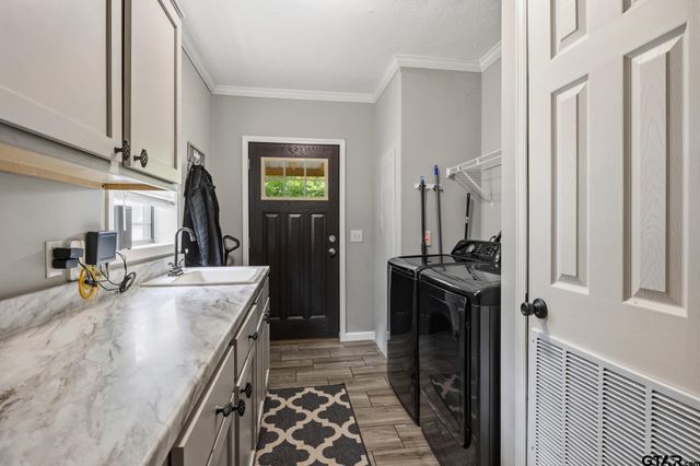 17 County Road 2611, Pittsburg, TX 75686
