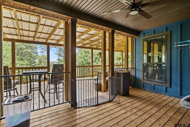 17 County Road 2611, Pittsburg, TX 75686