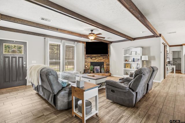 17 County Road 2611, Pittsburg, TX 75686