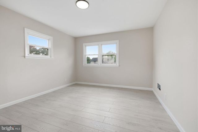 993 RIVIERA RD, Warminster, PA 18974