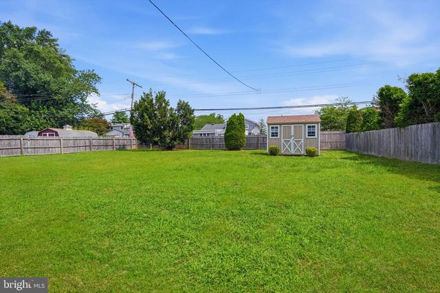 993 RIVIERA RD, Warminster, PA 18974