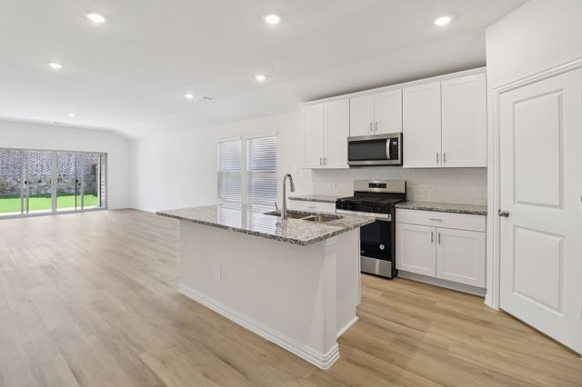 2227 Mustang Way, Seagoville, TX 75159