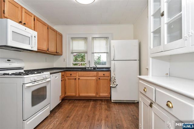 220 Feronia Way 1st Floor, Rutherford, NJ 07070