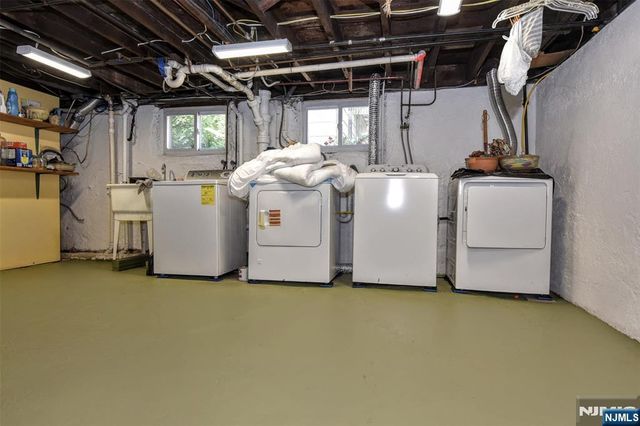 220 Feronia Way 1st Floor, Rutherford, NJ 07070
