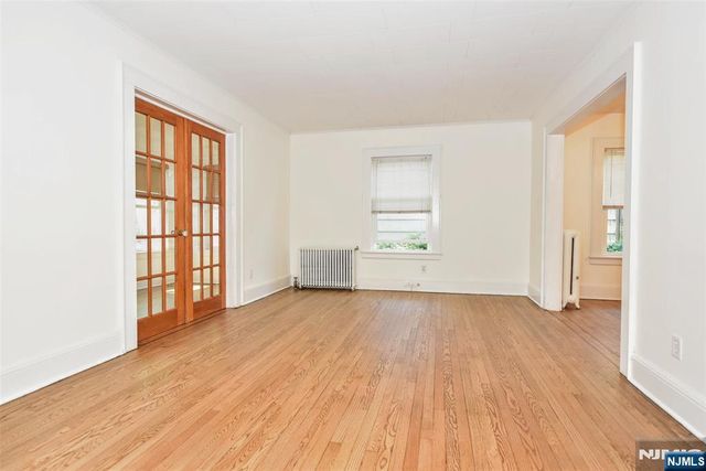 220 Feronia Way 1st Floor, Rutherford, NJ 07070