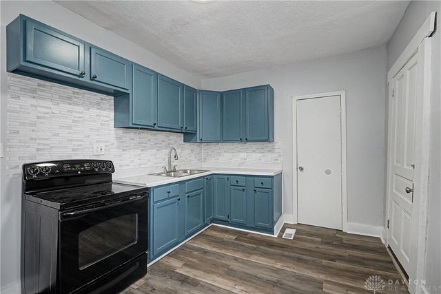 34 Mound Street, Dayton, OH 45402