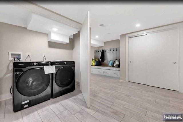 22 Greentree Terrace, Tenafly, NJ 07670