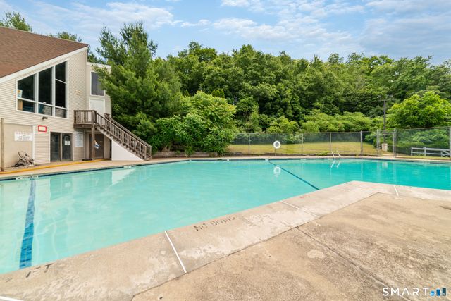 4 Birch Lane I, East Haven, CT 06513