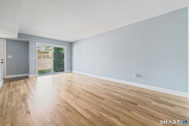 4 Birch Lane I, East Haven, CT 06513