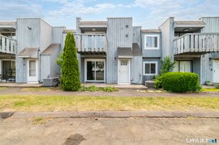 4 Birch Lane I, East Haven, CT 06513