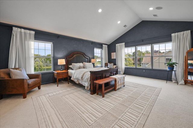 1909 Catkin Circle, Chesterton, IN 46304