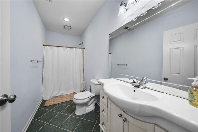 1909 Catkin Circle, Chesterton, IN 46304