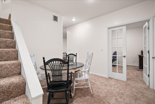 1909 Catkin Circle, Chesterton, IN 46304