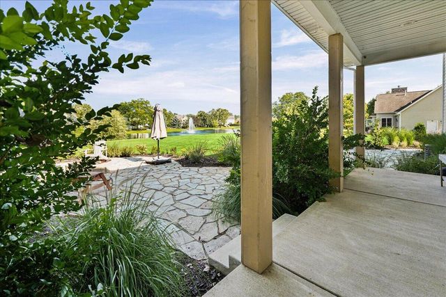 1909 Catkin Circle, Chesterton, IN 46304