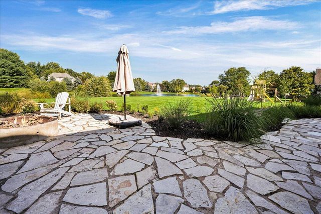 1909 Catkin Circle, Chesterton, IN 46304