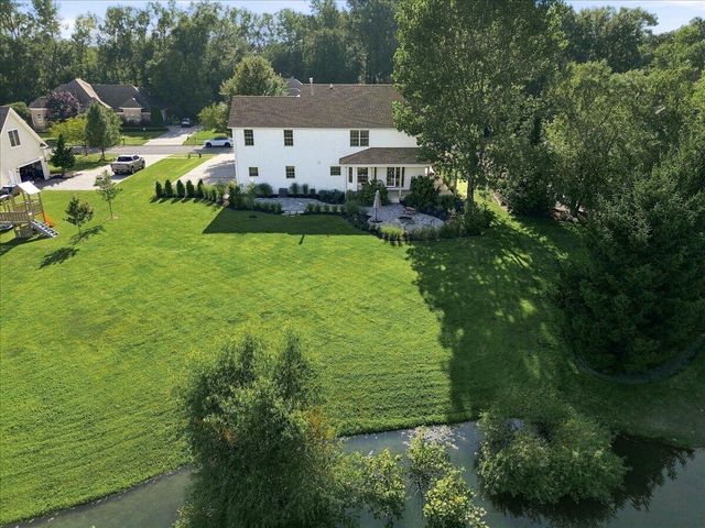 1909 Catkin Circle, Chesterton, IN 46304
