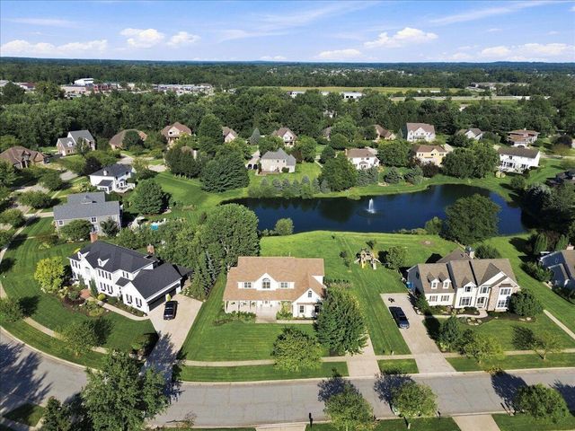 1909 Catkin Circle, Chesterton, IN 46304