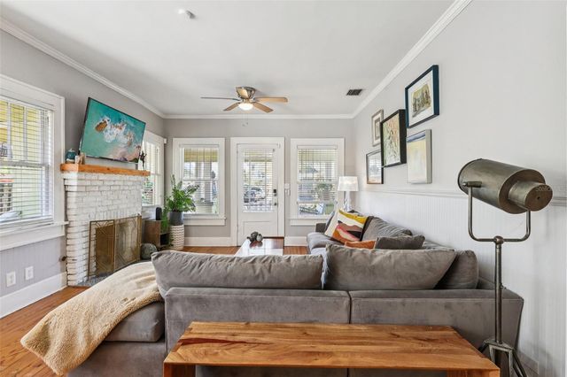 921 3RD STREET N, St Petersburg, FL 33701