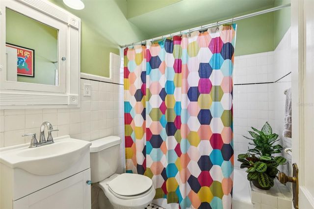 921 3RD STREET N, St Petersburg, FL 33701