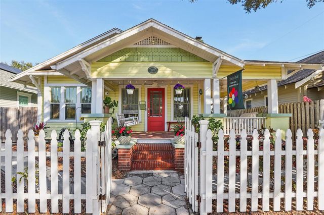 921 3RD STREET N, St Petersburg, FL 33701