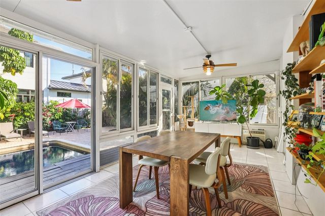 921 3RD STREET N, St Petersburg, FL 33701