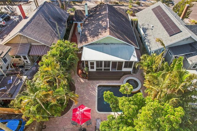 921 3RD STREET N, St Petersburg, FL 33701