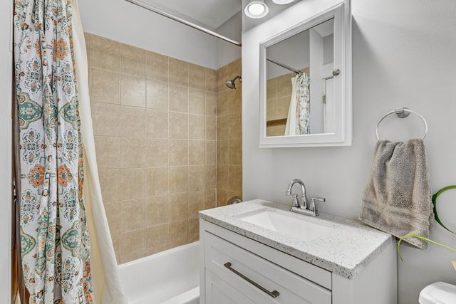 2608 N Merrimac Avenue, Chicago, IL 60639