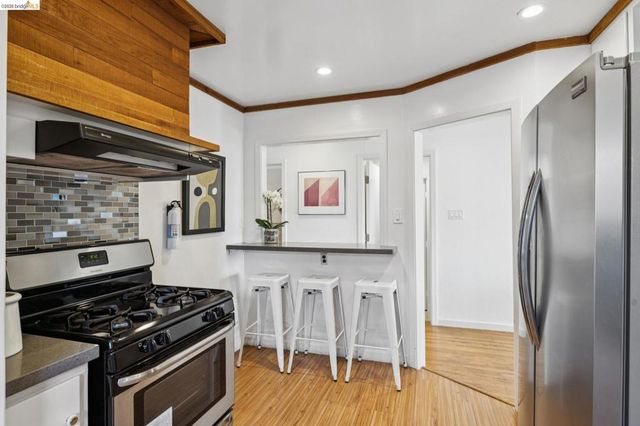 6525 Hazel Ave, Richmond, CA 94805