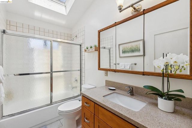 6525 Hazel Ave, Richmond, CA 94805