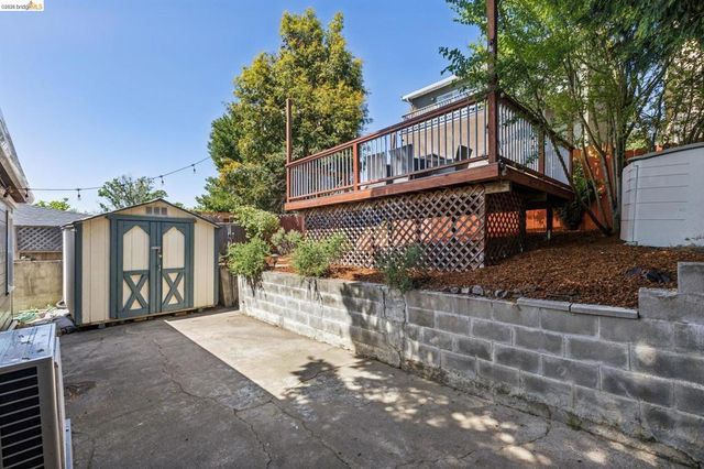 6525 Hazel Ave, Richmond, CA 94805