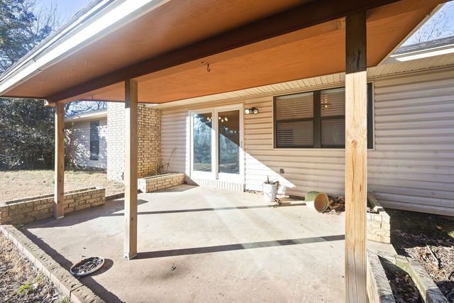 2648 Wakefield Place, Fayetteville, AR 72703