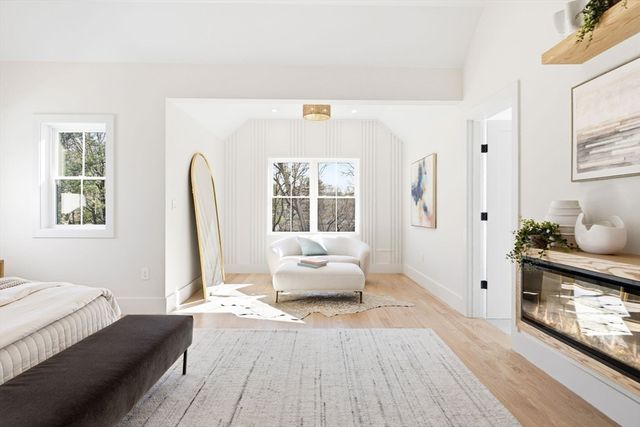 3 Brantwood Ln, Burlington, MA 01803